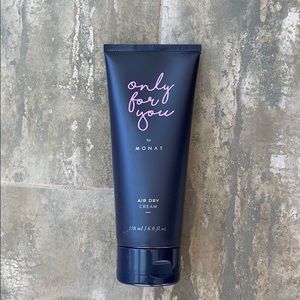 Monat Air Dry Cream NWT